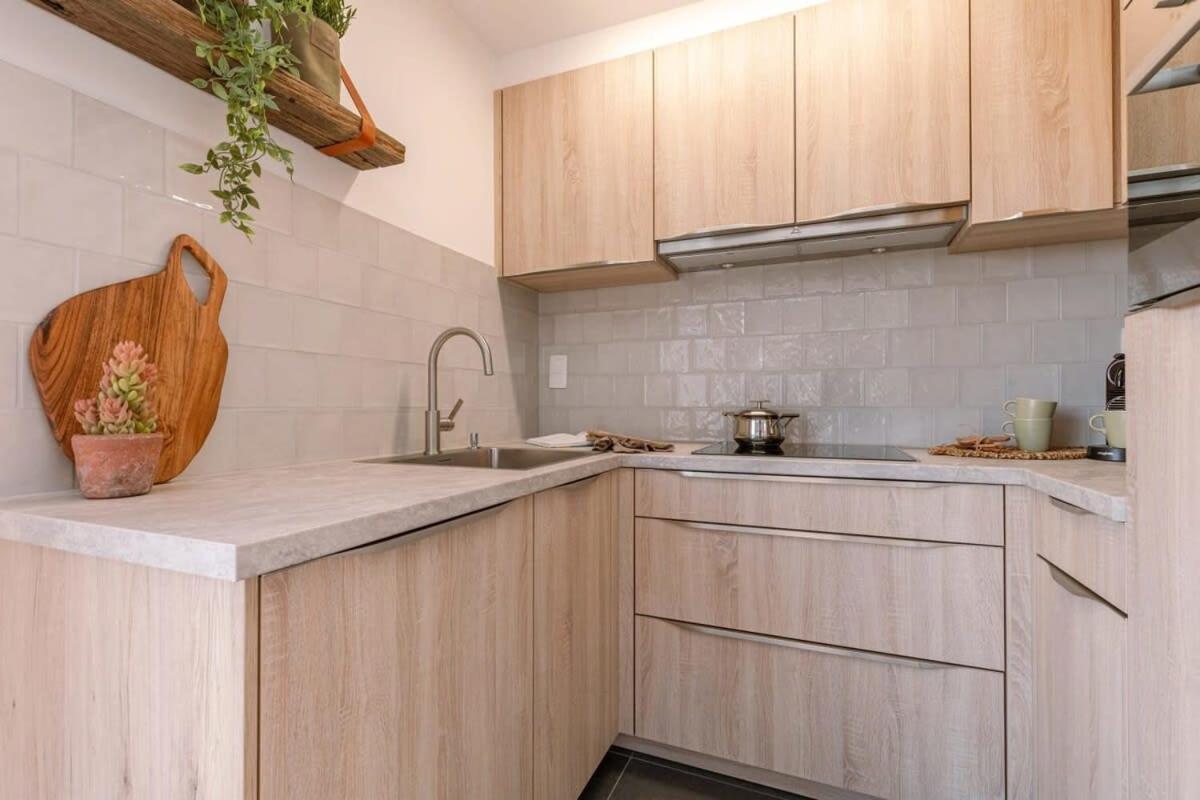 Huswell - Cosy Apartment With Vintage Interior De Haan Exterior photo
