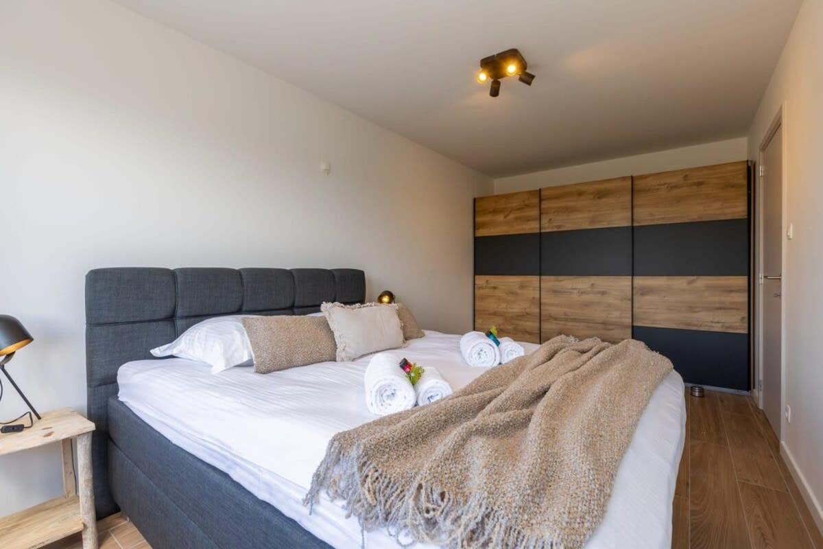 Huswell - Cosy Apartment With Vintage Interior De Haan Exterior photo